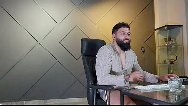 mattmasterss online show from February 2025 05:08:01 AM