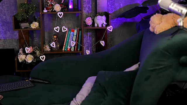 Bailey Evans online show from February 2025 05:37:01 PM