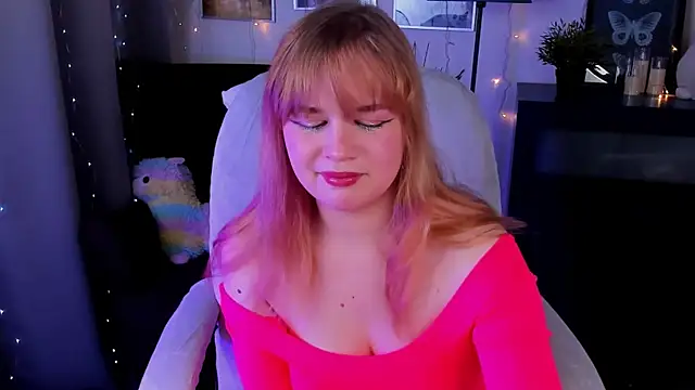 AlicePopsy online show from December 2025 12:11:02 PM