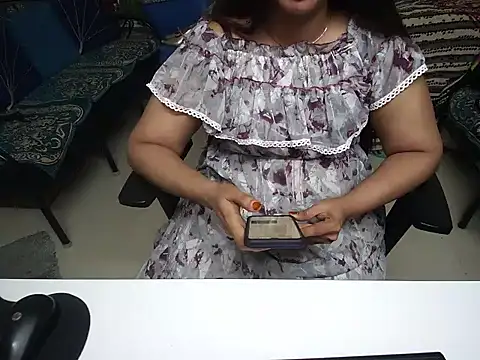 Snapshot of Arushisingh8888 chatting on March 2025 09:38:02 AM Arushisingh8888 online show from March 2025 09:38:02 AM
