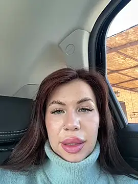 Snapshot of KristinaMoon chatting on February 2025 10:29:02 AM KristinaMoon online show from February 2025 10:29:02 AM