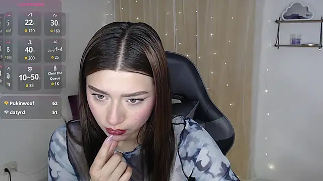 mily thomson b  online show from February 2025 12:05:01 AM