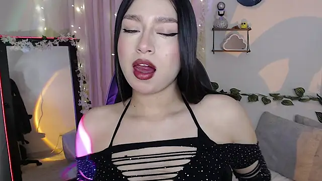 mily thomson b  online show from November 2025 10:59:02 PM