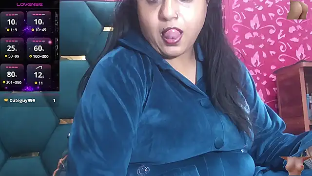 Sexy komolika online show from November 2025 04:05:01 PM