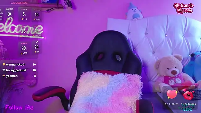 HECATE 23 online show from January 2025 04:24:01 PM