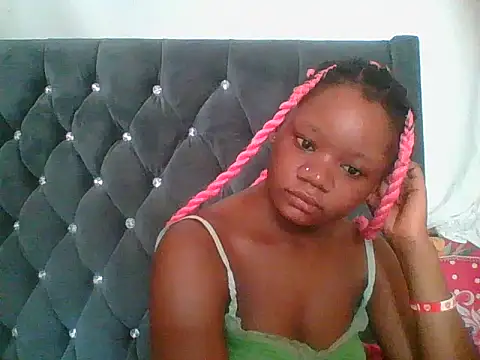 HotJeylee online show from December 2025 08:20:01 AM