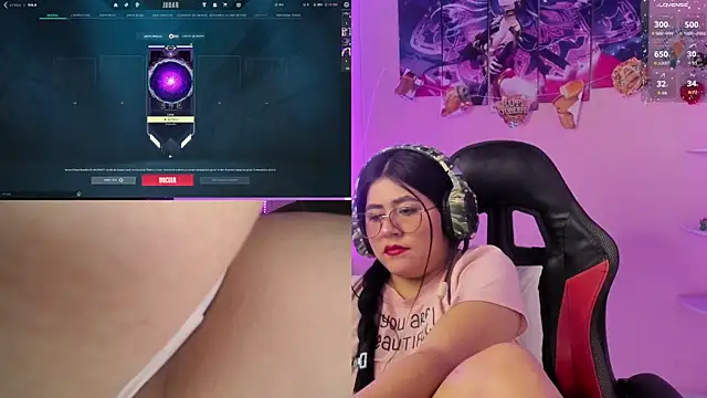 DanielaHang online show from October 2025 01:45:02 PM