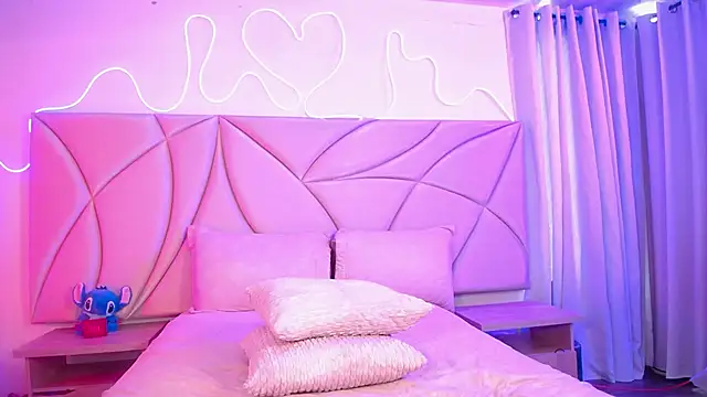 ValleryC online show from March 2026 05:53:02 PM