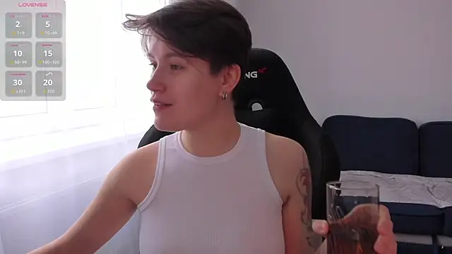 JessieFlower online show from October 2025 08:27:02 AM