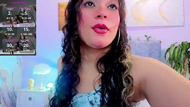 Lana stone  online show from April 2026 04:01:01 AM