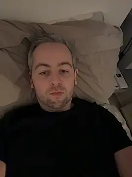 Snapshot of IrishManc chatting on November 2025 02:50:02 PM IrishManc online show from November 2025 02:50:02 PM