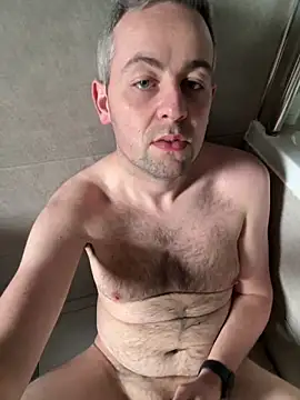 Snapshot of IrishManc chatting on February 2026 01:10:01 PM IrishManc online show from February 2026 01:10:01 PM