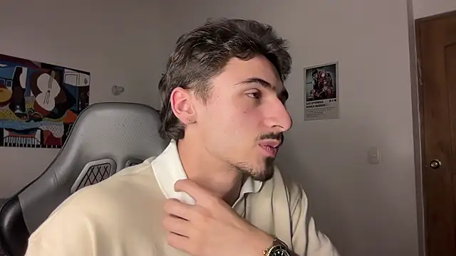 Snapshot of David_Brown18 chatting on November 2025 02:44:02 AM David Brown18 online show from November 2025 02:44:02 AM