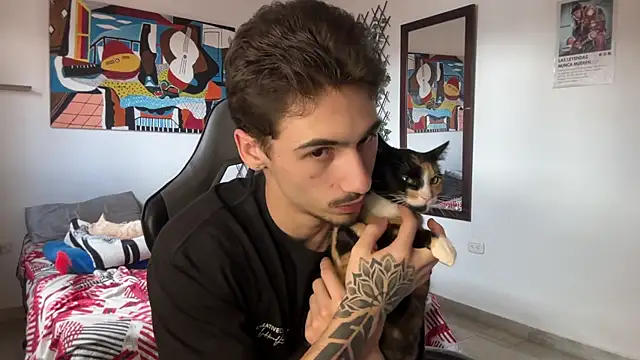 Snapshot of David_Brown18 chatting on November 2025 04:40:02 PM David Brown18 online show from November 2025 04:40:02 PM