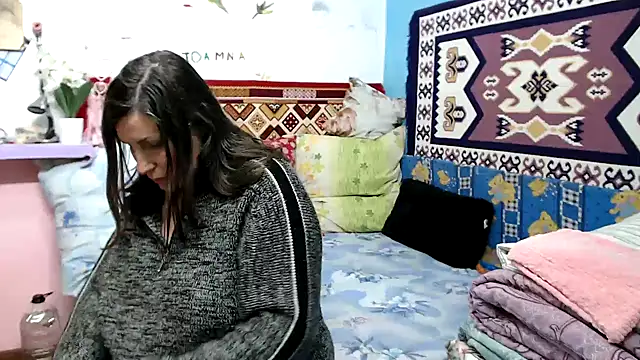 AdelineBlueEyes online show from November 2025 11:29:01 AM