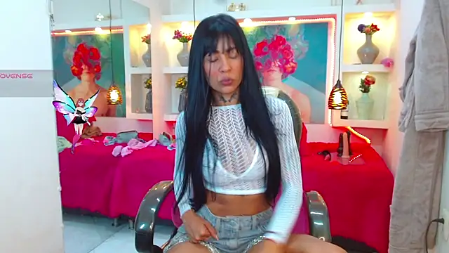 lorenapinto online show from November 2025 11:38:01 PM