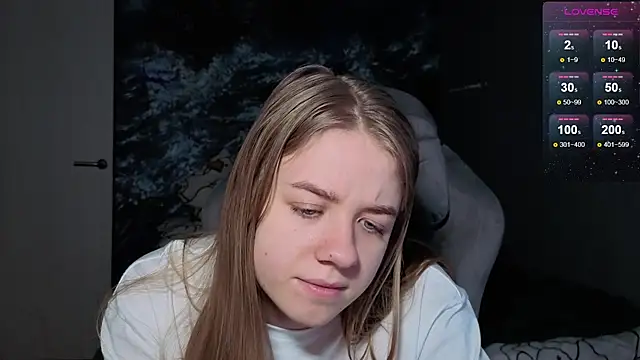 Snapshot of candy_maggie chatting on January 2026 04:53:02 PM candy maggie online show from January 2026 04:53:02 PM