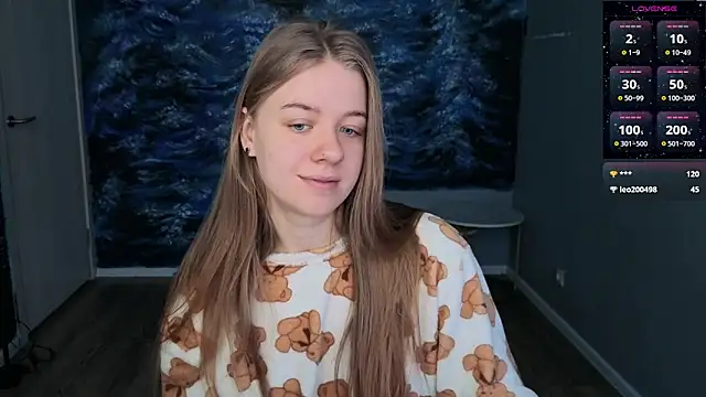 Snapshot of candy_maggie chatting on February 2026 09:08:02 AM candy maggie online show from February 2026 09:08:02 AM