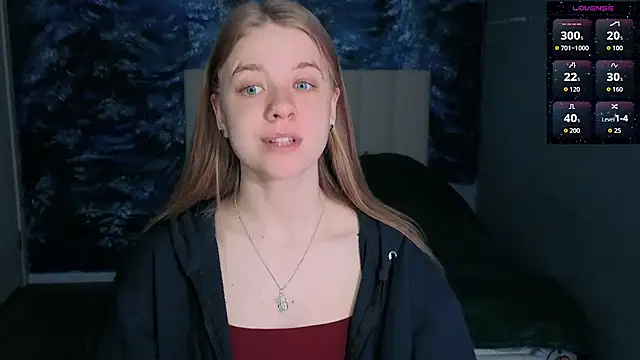 Snapshot of candy_maggie chatting on April 2026 02:23:02 PM candy maggie online show from April 2026 02:23:02 PM