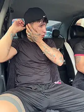  Tomy08calderon online show from December 2025 07:41:02 PM