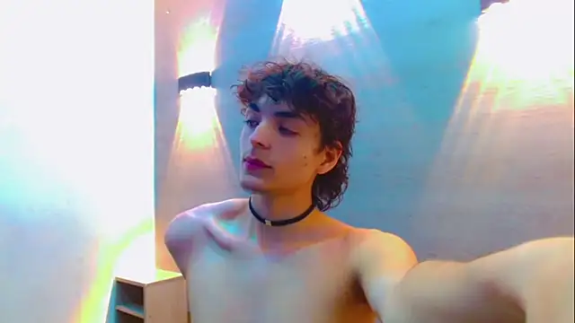 Sr BonnyEthan online show from December 2025 02:13:01 PM