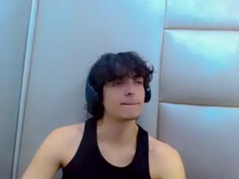 Sr BonnyEthan online show from February 2026 12:59:02 PM