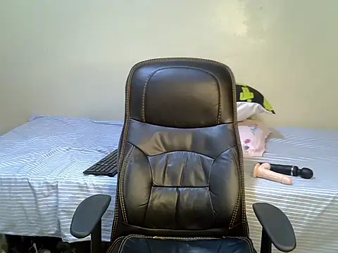 Snapshot of QueenJelly_Sexy chatting on November 2025 06:35:02 PM QueenJelly Sexy online show from November 2025 06:35:02 PM