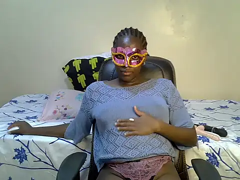 Snapshot of QueenJelly_Sexy chatting on November 2025 12:11:02 AM QueenJelly Sexy online show from November 2025 12:11:02 AM