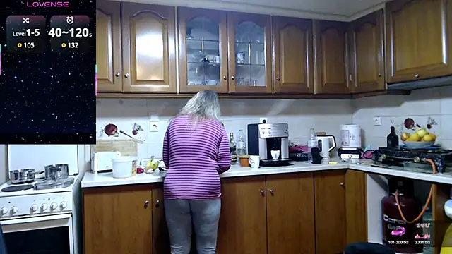 JennaDeluxe online show from February 2026 06:37:02 PM