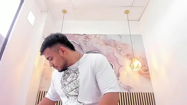 BrianMalonee online show from November 2025 12:27:02 PM