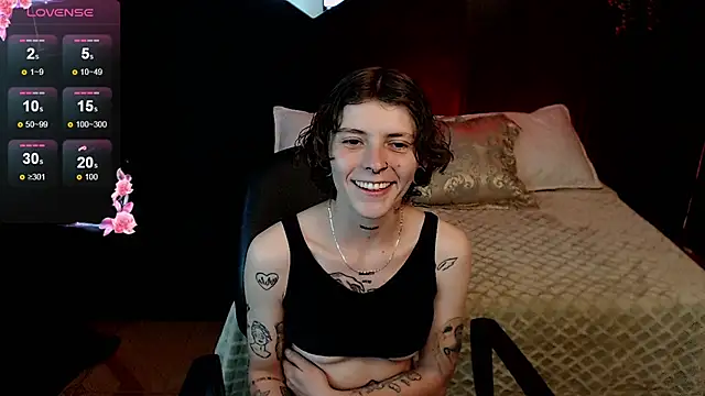 pretty cristal69 online show from February 2026 08:49:02 PM