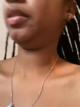 Your Paris online show from February 2025 09:53:02 PM