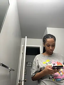 Your Paris online show from February 2025 02:36:01 PM