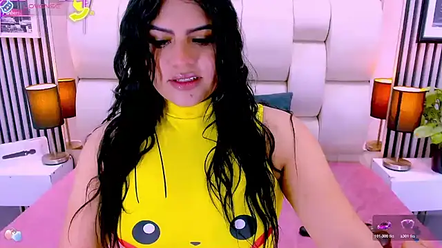 Snapshot of sarah_cream chatting on December 2025 03:58:02 AM sarah cream online show from December 2025 03:58:02 AM