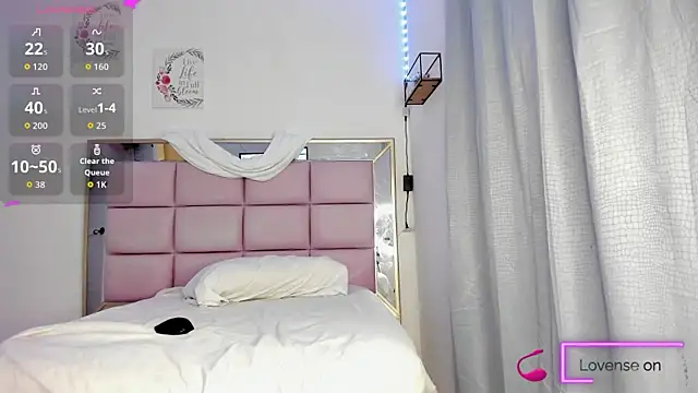 Keyla Spencer online show from October 2025 12:03:02 PM