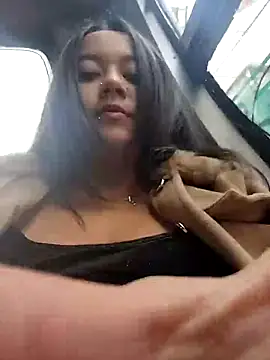 Cristal  04 online show from November 2025 04:53:01 PM