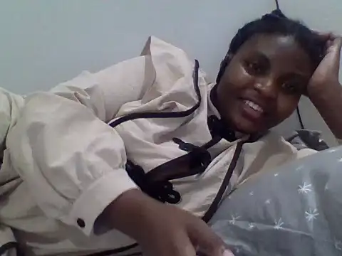 Snapshot of queenzuena chatting on July 2026 08:33:02 PM queenzuena online show from July 2026 08:33:02 PM