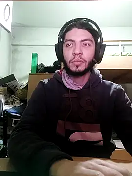 Snapshot of kleineid77 chatting on February 2025 05:15:02 PM kleineid77 online show from February 2025 05:15:02 PM