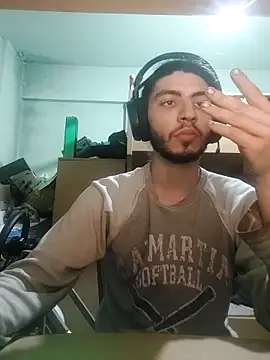 Snapshot of kleineid77 chatting on March 2025 05:59:02 PM kleineid77 online show from March 2025 05:59:02 PM