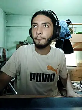 Snapshot of kleineid77 chatting on September 2025 01:46:01 PM kleineid77 online show from September 2025 01:46:01 PM