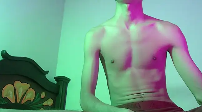 isaaclatino online show from January 2025 05:54:02 AM