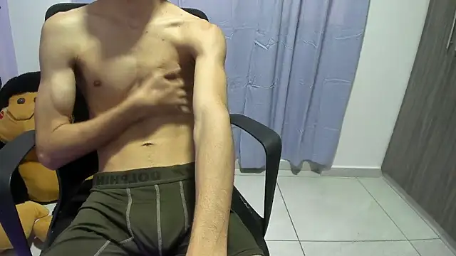 isaaclatino online show from October 2025 08:43:02 PM