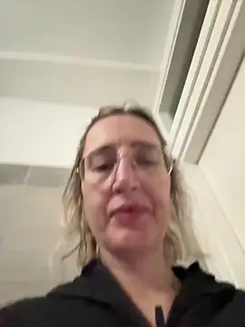 Snapshot of casalinga88 chatting on March 2025 11:36:02 AM casalinga88 online show from March 2025 11:36:02 AM