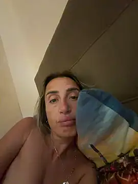 Snapshot of casalinga88 chatting on July 2026 01:19:02 AM casalinga88 online show from July 2026 01:19:02 AM