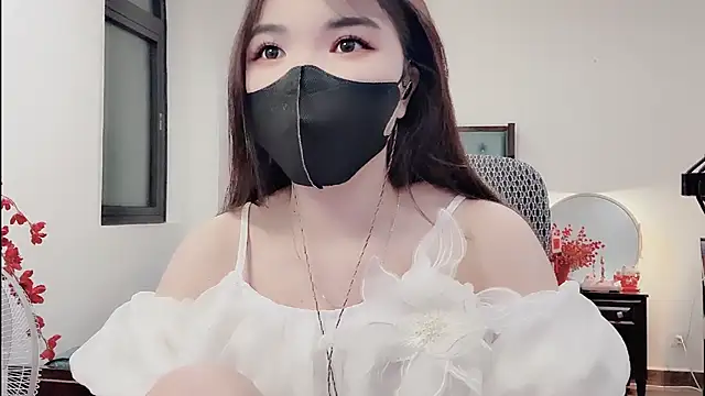 Snapshot of Berrysweet_68 chatting on February 2026 02:44:02 PM Berrysweet 68 online show from February 2026 02:44:02 PM