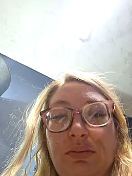 xWhoreAbleX Pika online show from June 2026 07:20:01 AM