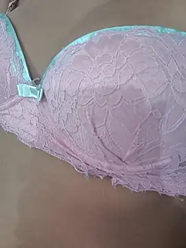 Snapshot of fernandasweet chatting on March 2025 12:41:01 AM fernandasweet online show from March 2025 12:41:01 AM