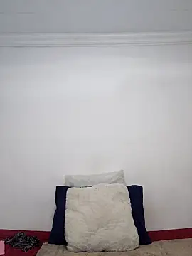 Curvy sluty online show from November 2025 08:15:02 AM