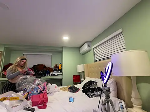 tatted-bitty online show from March 2025 03:01:02 AM