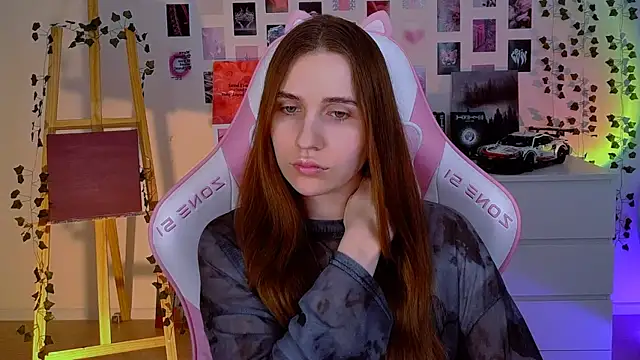 AliceCharmy online show from February 2025 03:31:02 PM